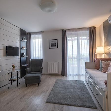 בלטונאקאלי Aranymandula Apartmanok מראה חיצוני תמונה