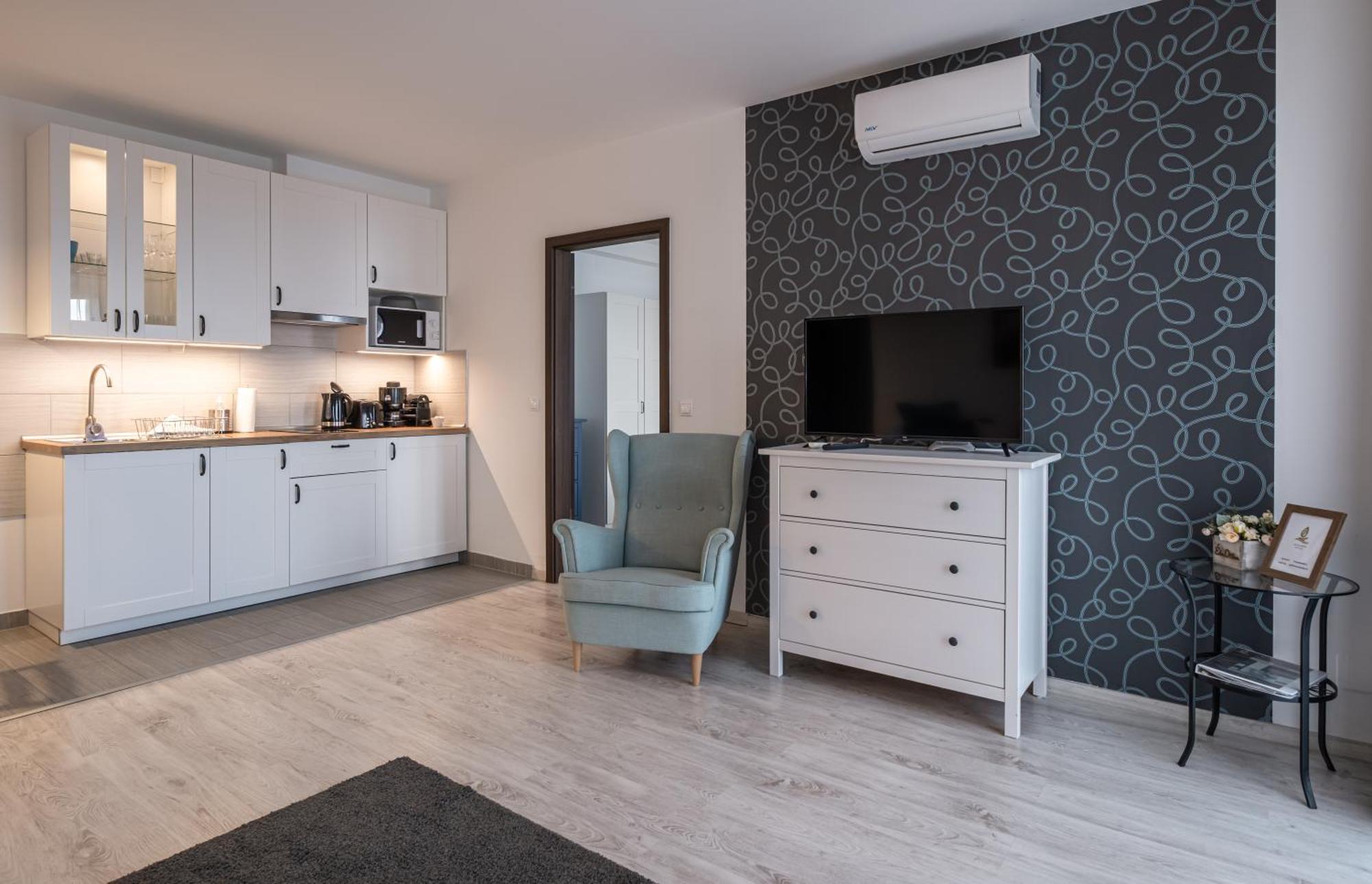 בלטונאקאלי Aranymandula Apartmanok מראה חיצוני תמונה