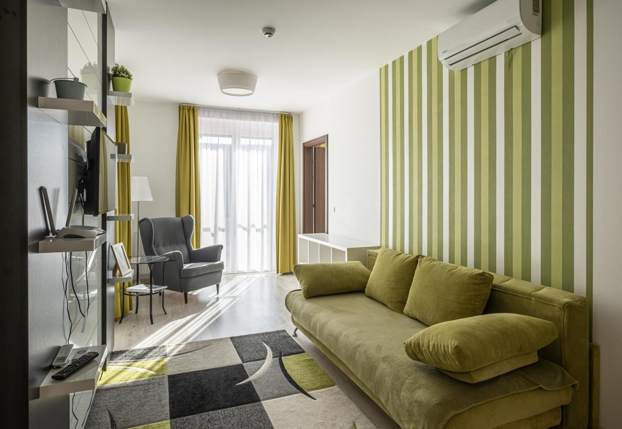 בלטונאקאלי Aranymandula Apartmanok מראה חיצוני תמונה